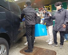 [단독]'이재명 습격범' 사무실에 흉기 발견…등산용도 있었다