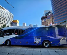 "가족도 찾지 않은 죽음"..이들의 마지막 길 배웅한 '별빛버스'