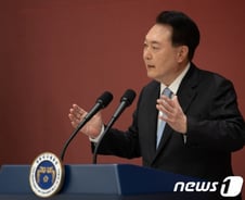 尹 지지율 36%로 소폭 상승…'한동훈 효과'에 與 동반 강세