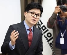 [단독] 與, '영입' 이상민 등 '3선 이상 페널티' 예외 검토