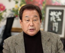 [인터뷰]김무성 "與 공천 잘하면 총선 이겨...이준석 잡았어야"