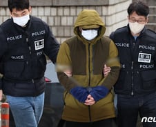 [단독]자녀에 '엄마 욕' 시키고 외도 의심…아내 살해혐의 변호사의 학대