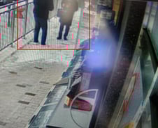 [단독]"엔화 바꿔줄게요" 당근마켓 거래 후…내 계좌가 막혔다