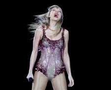 테일러 스위프트 딥페이크 영상에 '부글부글'…팬들의 반격