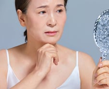 40대 됐더니 거울 보기 겁나…"얼굴이 흘러내린다" 어쩌지?