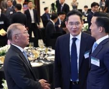 [단독]해외 경제사절단, 대기업 총수 대신 경제단체장 나선다