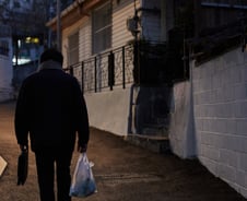 무력하고 툭하면 한숨, 우울증일까?…'이 상태' 2주 넘으면 병원 가세요