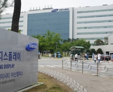 [단독]삼성디스플레이 노조, "삼성전자와 독립된 임금 기준" 요구