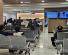 "전이 빨라 1분 1초가 급한데"…'소아 백혈병' 환자 엄마 발 동동