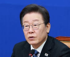 [단독] "통신비·체육비도 세액공제"···민주당, 직장인 공약 추진