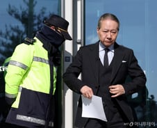 "정부가 의사를 범죄자로 몰아…인권 탄압" 전국 시·도 의사회 성명