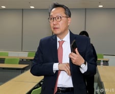 '압수수색 반발' 의협에 복지부 차관 "겁박 아냐…법대로 의료개혁 중"