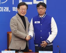 [단독]'이재명 영입' 이용우, '수임 축소' 신고 의혹…변호사회 조사 착수