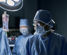 "의대교수 1000명 늘리겠다는 건 조삼모사" 등 돌린 흉부외과, 왜