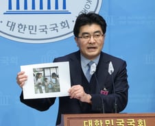 "1년간 연구 후 일치된 의대 증원 규모 따르자" 서울의대 교수들 제안