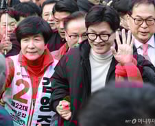 "김영주 화날만해" vs "차라리 무소속이 낫지" 흔들리는 영등포 민심