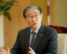 "AI 인재 양성 사다리 구축...대한민국, 글로벌 경제 영토 넓힐 것"