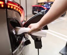 [단독]기아, 북미 생산 EV6 충전구 위치 변경…'슈퍼차저' 대응 나선다