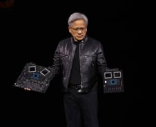 젠슨황 입에 엇갈린 삼성전자, SK하이닉스… 6월 금리인하 유효할까?