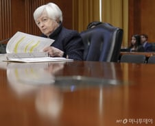 미국 상원, 1615조원 규모 올해 예산안 통과…찬성 74표, 반대 24표