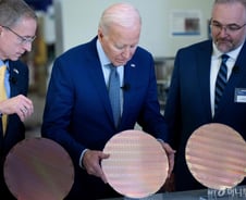 중국 "인텔칩 걷어내라"에 약세...미 항공안전 제재강화 [뉴욕마감]