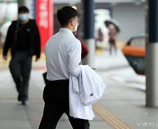 "유연하게 하자"…전공의 면허 정지, 3개월 vs 1개월에 '1년' 달렸다