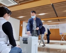 역대 가장 관심없는 총선… "지난 대선보다 투표율 더 낮다"