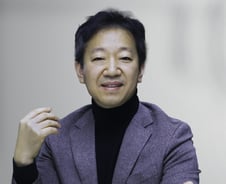 "기존조직, DX(디지털전환) 대응하고자 전면배치"