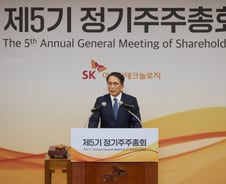 이차전지주 물린 개미들 눈물…"전례없는 불황, 하반기엔 다르다"