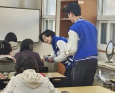 "어차피 김대식 찍을낀데" vs "고생한 배재정, 이젠 돼야지예"