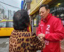 '에이스 공무원→AI 창업가' 박수민 "강남을에 필요한 건 진짜 일꾼"