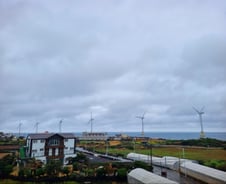 [르포]"비바람이 치면 오히려 기분이 신납니다"…해상풍력 현장 가보니