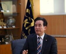 첫 공채 출신 김병석 원장…기관 평가 '최고점' 달성