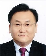 의사 양성 과정도 개선해야[기고]