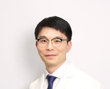 날 따뜻한 데 무릎은 욱신욱신…'연골 주사'만 맞다간 더 위험