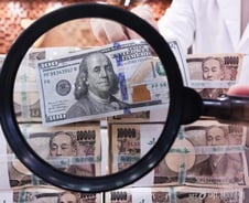 캘퍼스 주식 42%→37%…연기금 머니무브에 약세장 올까 [뉴욕마감]