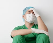 현직 대학병원 교수 또 사망… 의사들 "의료독재 정부가 죽였다" 분노