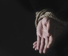 돌연 사라진 70대 재력가…내연녀 집 시멘트 부쉈더니 시신으로[뉴스속오늘]