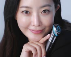 "한국인들 어려보이네"…K미용기기 열풍, 주름살 펴는 주가