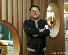 "1대1 밀착 과외처럼…스타트업 보육·투자도 양보다 질로 승부"