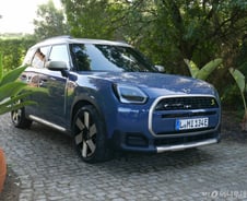 "운전 자체가 즐겁다" MINI의 파격변신…컨트리맨 일렉트릭[시승기]