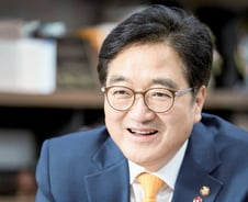 우원식 "국회의장, 협상과 정치력 달인이어야…내가 적임자"[인터뷰]