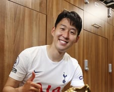 '손흥민 존'에서 대역사 썼다… 아시아인 최초 EPL 득점왕[뉴스속오늘]