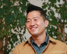 [단독]강형욱, 훈련장·회사 부동산 전부 매물로 내놨다