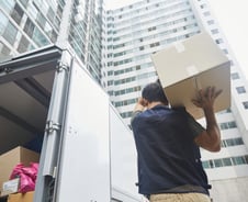 "일용직 전전하거나 택배 일해" 사직 전공의 1646명 생계 지원 요청