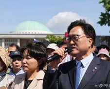 반복되는 '강행→거부→폐기', 중립 없다는 의장…미리보는 22대 국회