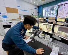 "8이 3으로, 초록색도 흰색"…경찰 전문가한테 듣는 'CCTV 분석법'