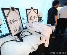 국민 85%"의사들 환자 곁으로 복귀해야" 의대증원 찬성, 반대의 2배