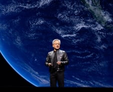 '삼성전자 테스트 실패설' 반박한 젠슨 황…HBM 경쟁 불붙이는 이유