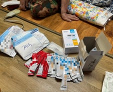 [르포]"내 나이 85세…약 사러 한 시간 버스 타고 갑니다"